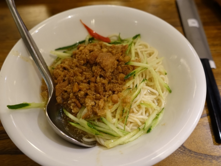 [食記] 花蓮 王記茶舖人文茶堂(明心店)。茶飲與簡餐都有極佳的表現!