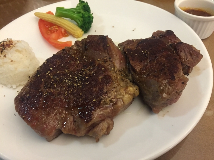 [新竹湖口]精華牛排 - 工業區旁的平價牛排