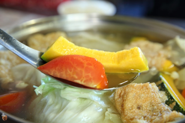 [桃園]中壢番那疆溫體牛肉火鍋,鮮甜的肉質跟鍋底  by蛋拔