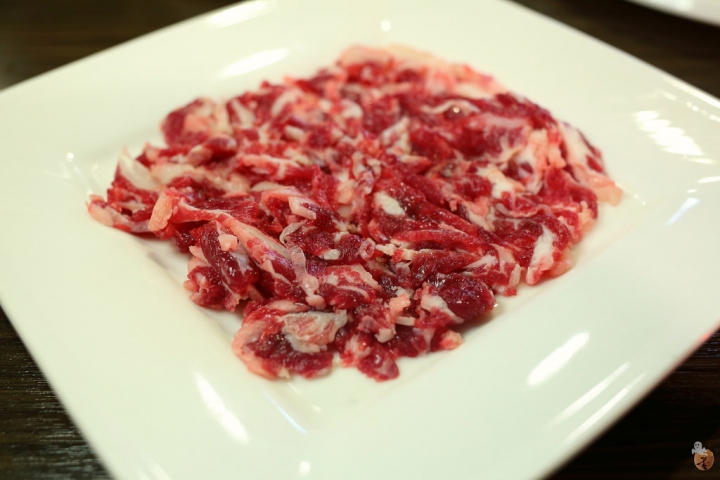 [桃園]中壢番那疆溫體牛肉火鍋,鮮甜的肉質跟鍋底  by蛋拔