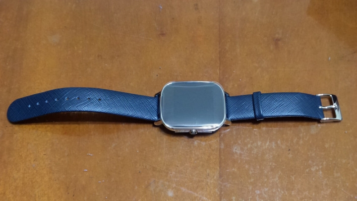 有快充及悠遊卡錶帶的ASUS Zenwatch 2小錶板開箱