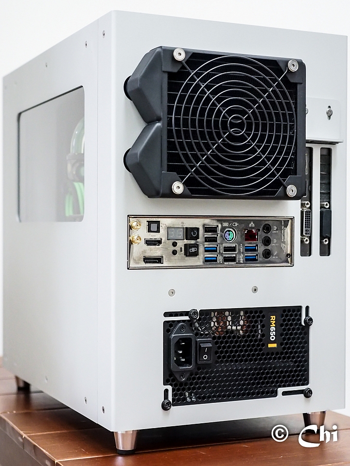 自製機殼= ITX 水冷小鋼炮=