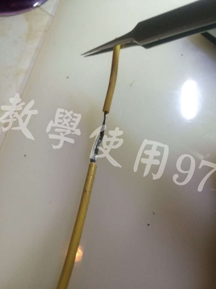 Zikom Z710 有背光無畫面《維修分享》
