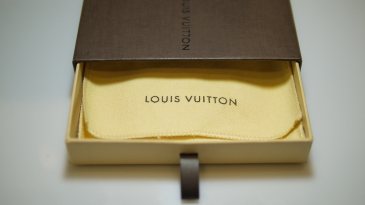 [開箱文] Louis Vuitton的COMPOSIT 皮製手鐲