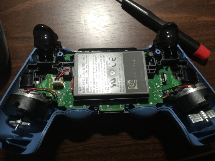 PS4 秘境探險 4：盜賊末路 同捆機開箱暨容量升級手把改造蘑菇頭~!