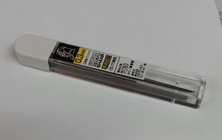 請問"鋼彈溝線專用0.3mm筆芯(GP02)"包裝會出油嗎?