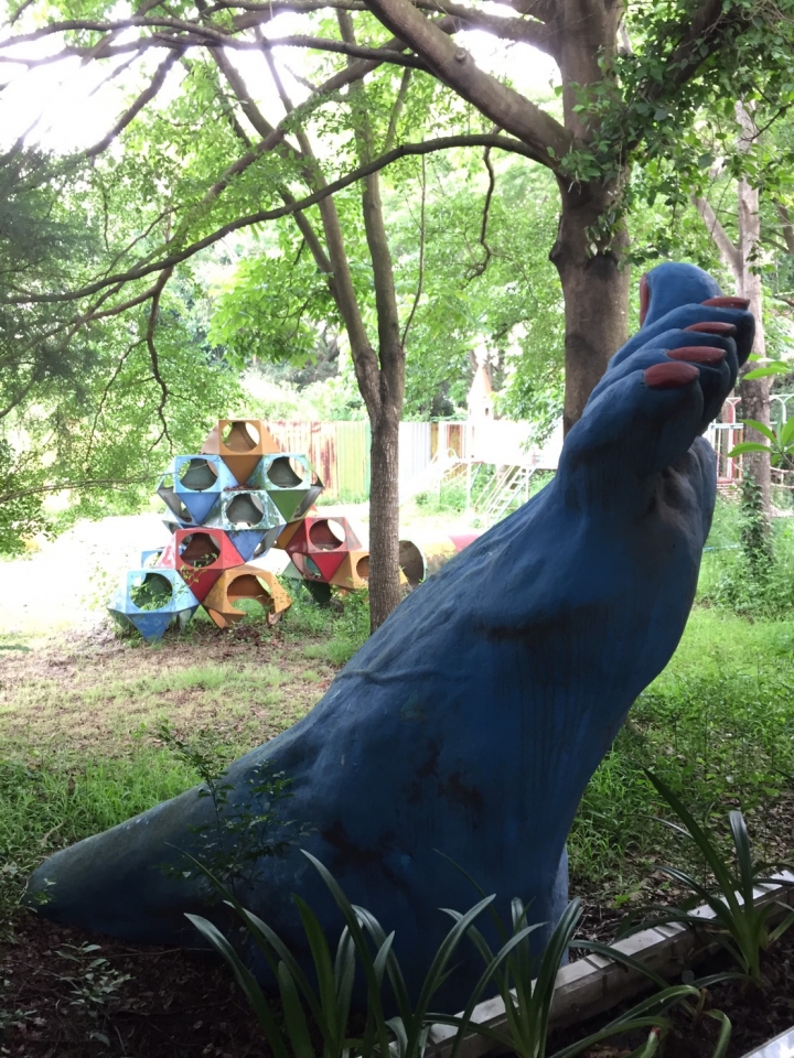 求求神人大大把大手大腳變可愛