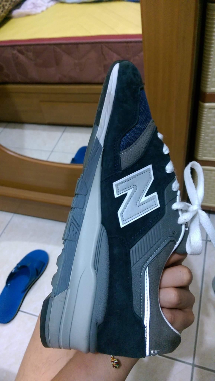 請求各位幫驗new balance 997