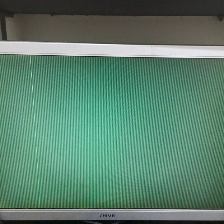 請問這樣是顯卡要壞了嗎?