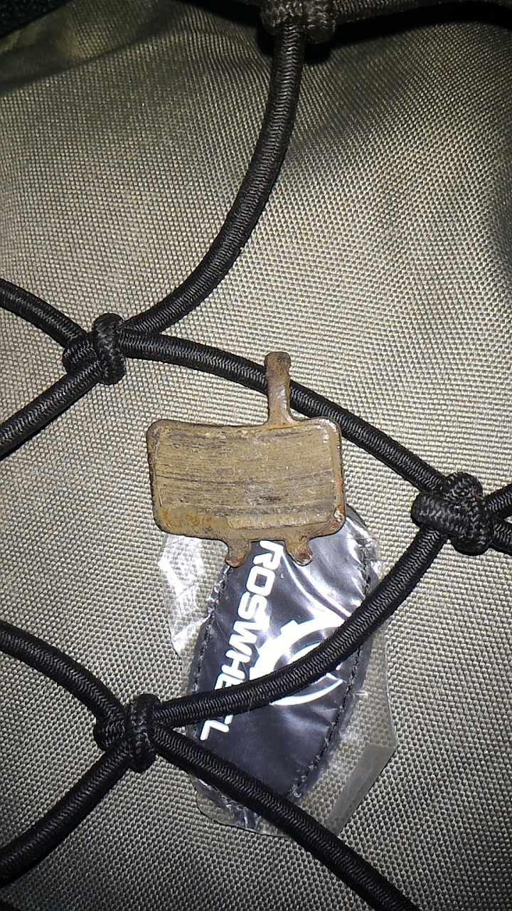 請問 碟煞 零件損壞可以換嗎?