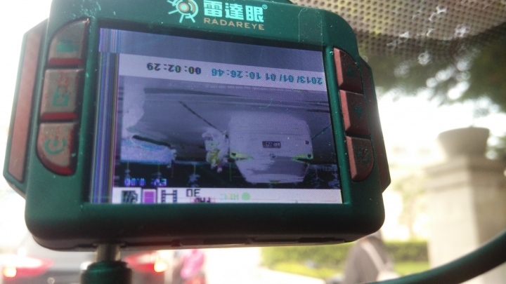 請問各位使用行車記錄器，使用多久才壞掉故障？（或電池不蓄電）