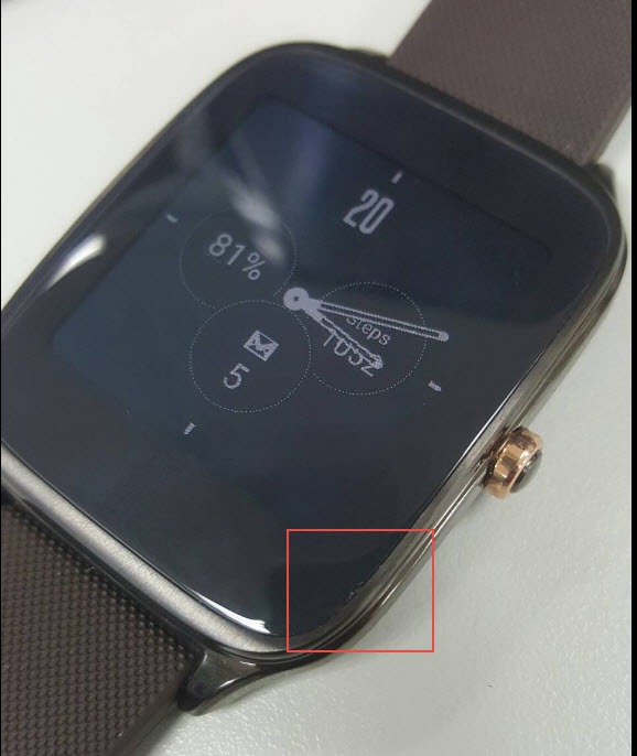 今天剛買的ZenWatch 2快充版.....就發現鏡面有小裂洞
