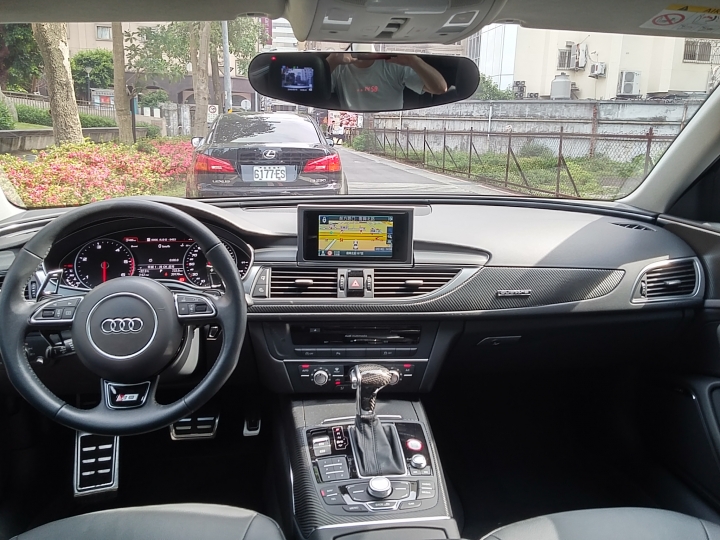 Audi A6 Avant 老夥伴關箱