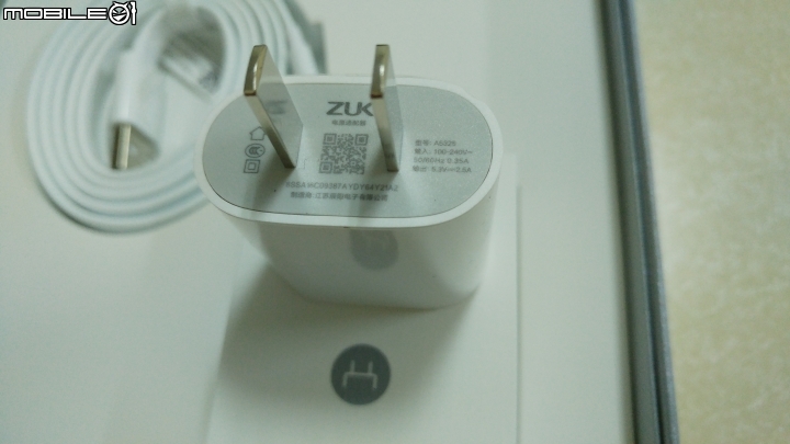 [補充-開箱]聯想 ZUK Z2 PRO 尊享版 6GB/128GB 陶瓷白 開箱分享~