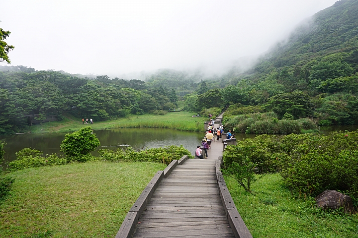 大屯山 - 大屯坪 - 二子坪 - 大屯自然公園 - 菜公坑山  ( 42 P )