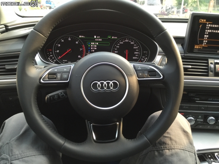 Audi A6 sedan 35TFSI 開箱文（二）：內裝與配備