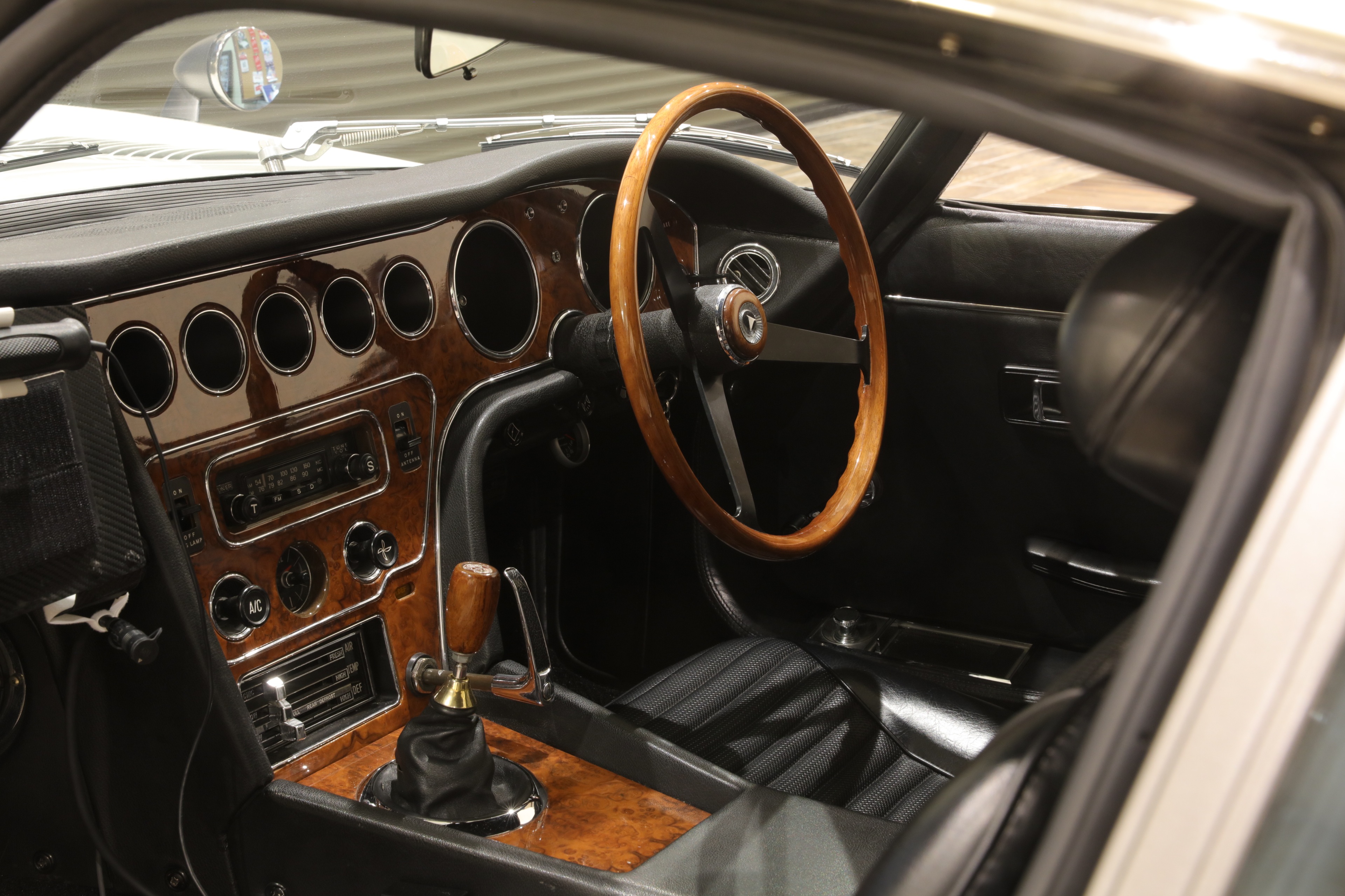 Classic Car Garage序章：幻の名車 Toyota 2000GT