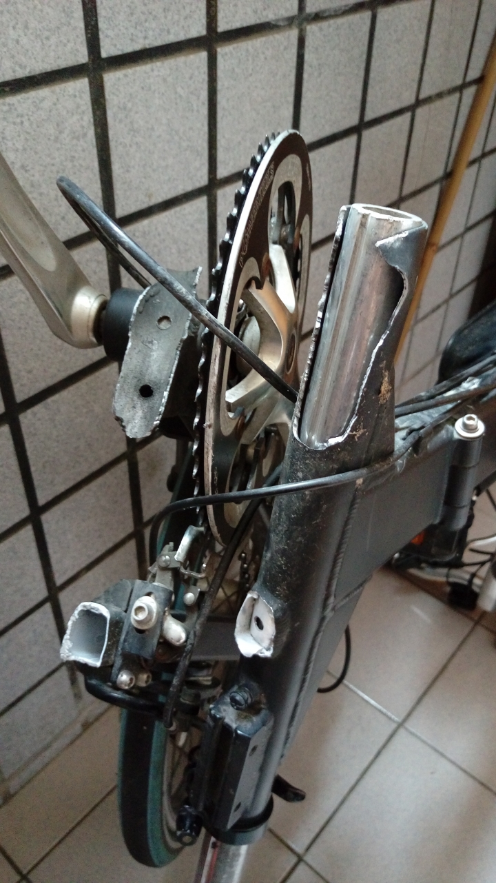 愛車Giant Halfway FD17S(7S)車架斷成兩截了@@