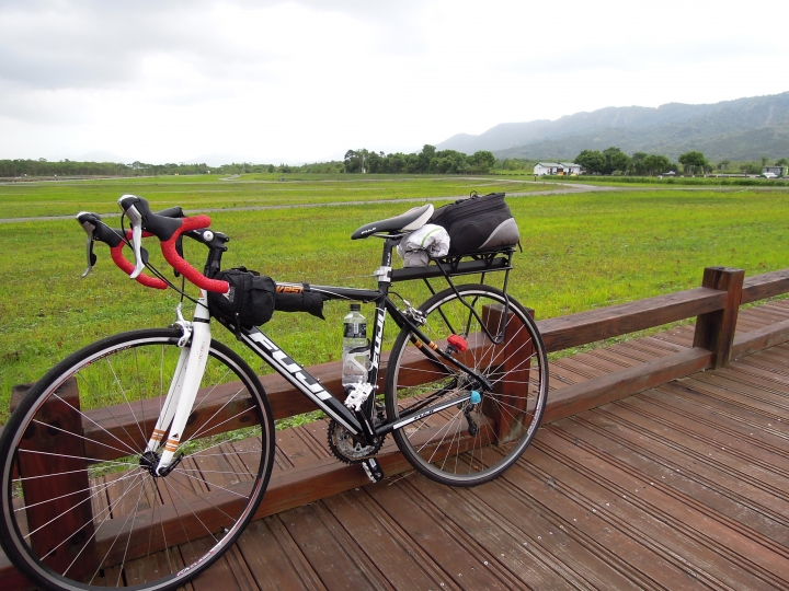 [開箱] 人生第一台公路車 2017 Giant Propel Advanced 2