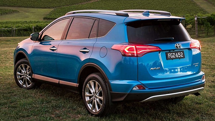 RAV4  VS Santafe