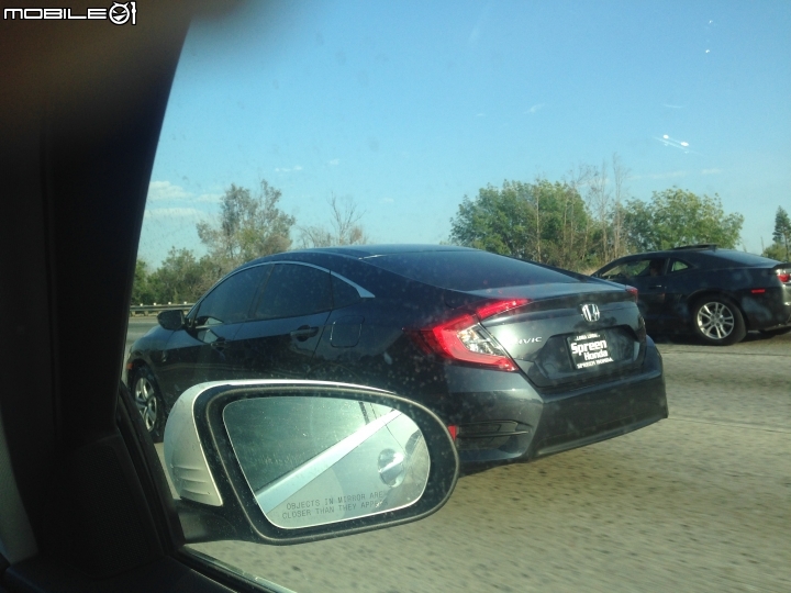 CIVIC 10代實車，的確好看