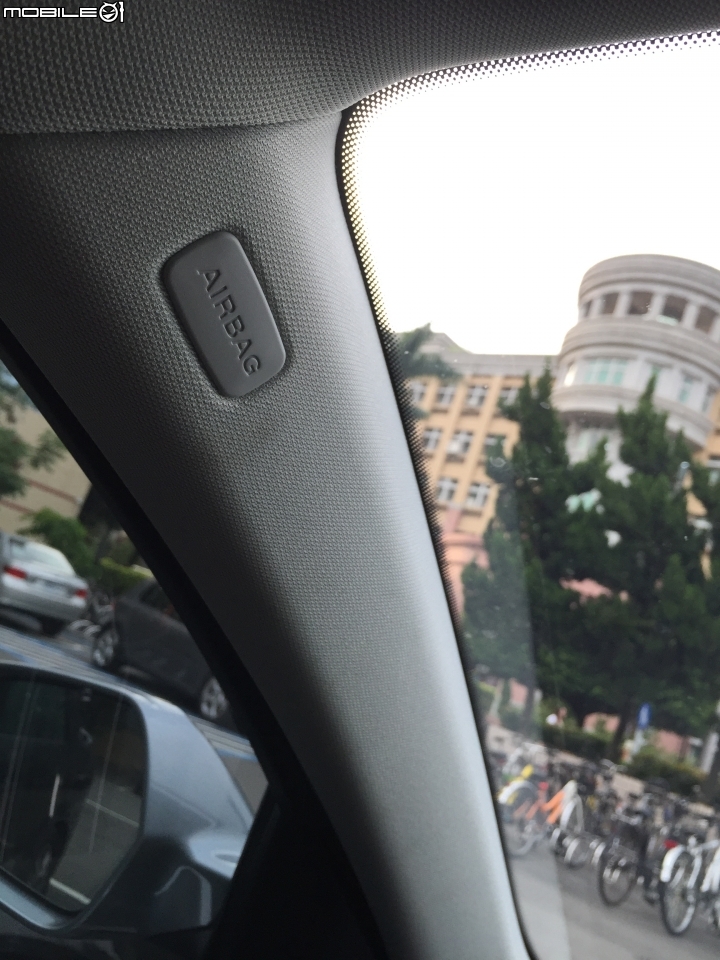 Audi A6 sedan 35TFSI 開箱文（二）：內裝與配備