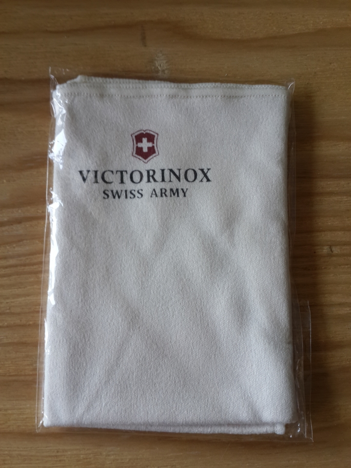 Victorinox 維氏機械錶開箱