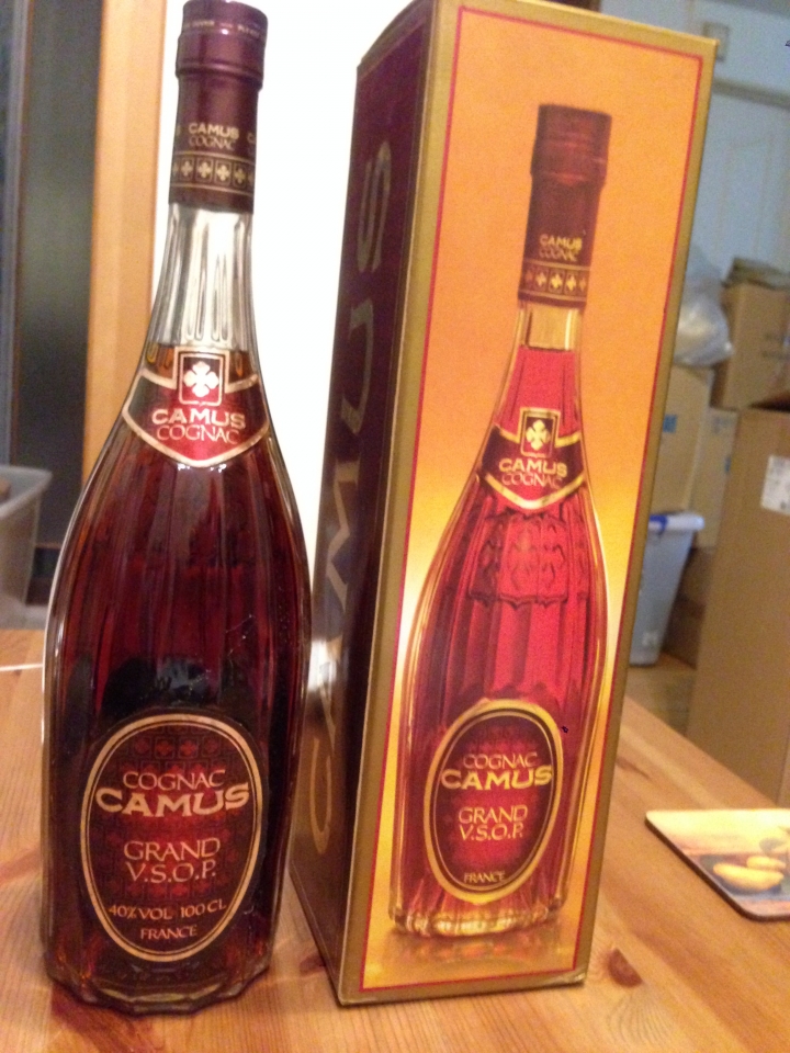可以幫忙看一下這些酒嗎