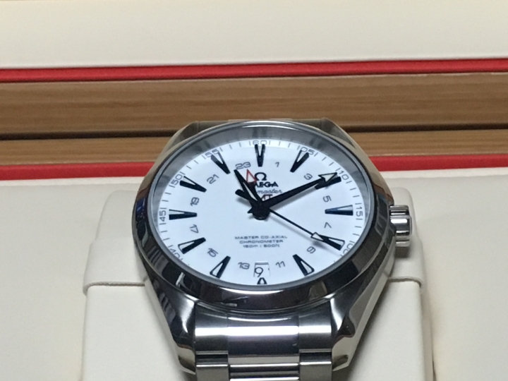 今日戰利品，這支比較少看到人家介紹 OMEGA 海馬系列 AQUA TERRA 150米 MASTER CO-AXIAL GMT