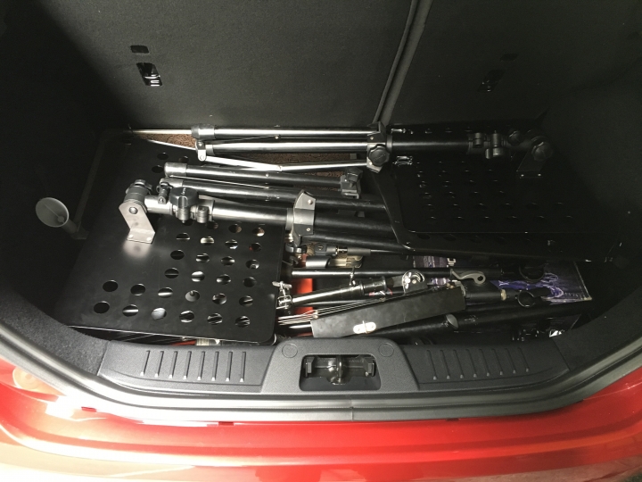 Fiesta 1.0T 火紅特仕版開箱！內含心得分享。（新增油耗加及載物照片）