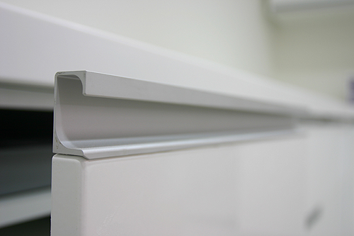 廚具的崁入式鋁把手清潔？？