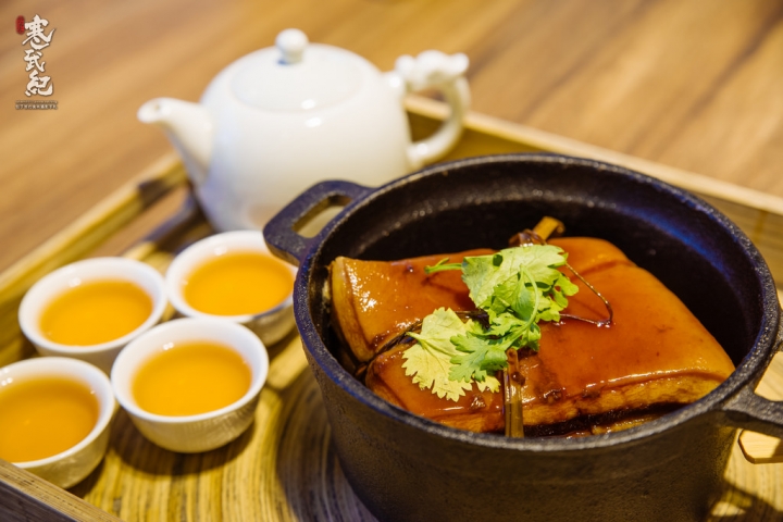 捷運忠孝復興站‧飯BAR MINI｜中西合併創意飯館‧一起來東區吃好「潮」的中菜！