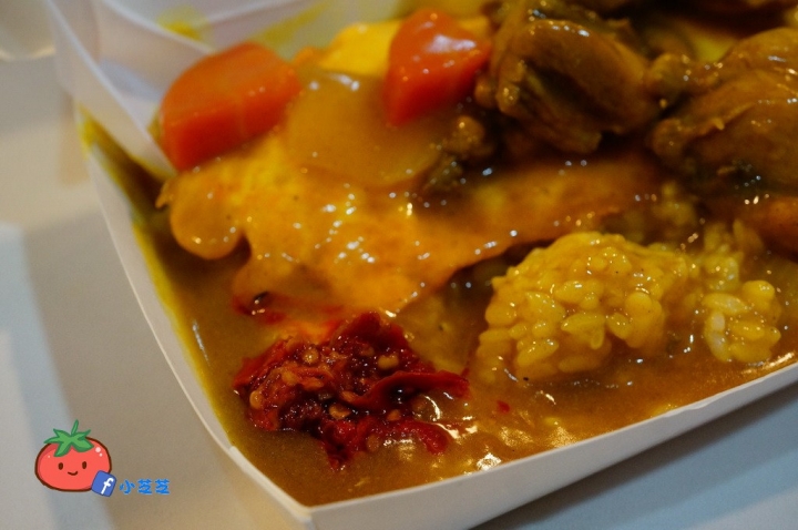 【桃園美食】平價咖哩飯 廣東粥 鍋燒麵 藏在市場的古早味 魔法樂廚 藝文特區巷弄美食 外帶專賣店 無設內座
