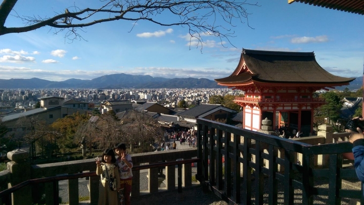 【日本。關西】《京都》一日遊散策路線。二条城、八坂神社、二年坂、清水寺、伏見稻荷神社