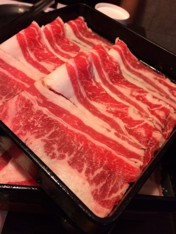 【美食。食記】彰化 彰化市 昕 壽喜燒 醬清味淡 肉質略乾 吃到飽