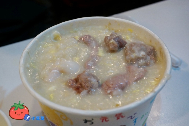 【桃園美食】平價咖哩飯 廣東粥 鍋燒麵 藏在市場的古早味 魔法樂廚 藝文特區巷弄美食 外帶專賣店 無設內座