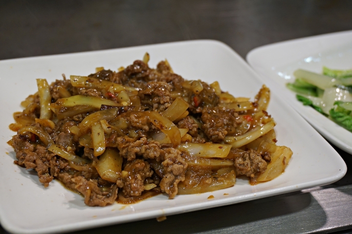 【鑫奇鐵板食堂】寶山街新開幕