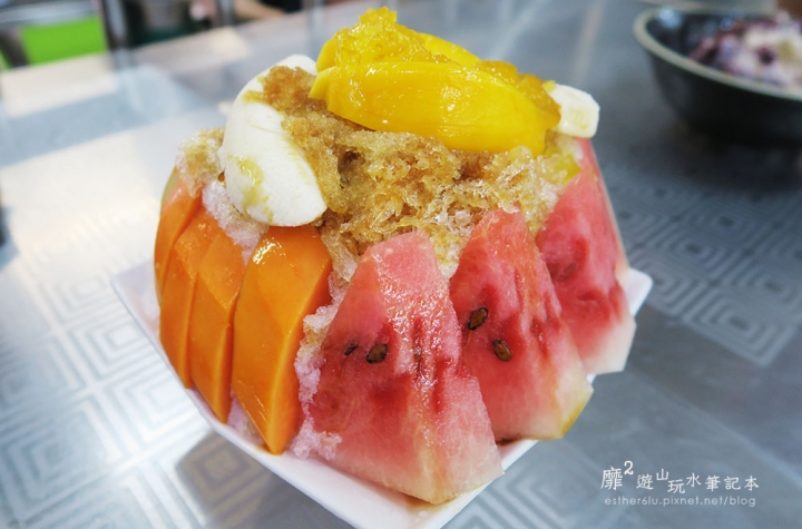 桃園大溪賞花一日遊~廣豐公園藍花楹百合 十一指古道油桐花 玫瑰山谷 湳溝客家麵  小玲冰果室