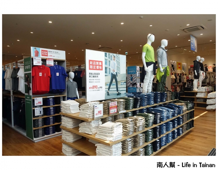 【台南市北區-消費】台南首間路面店~~UNIQLO台南文賢店(搶先看)