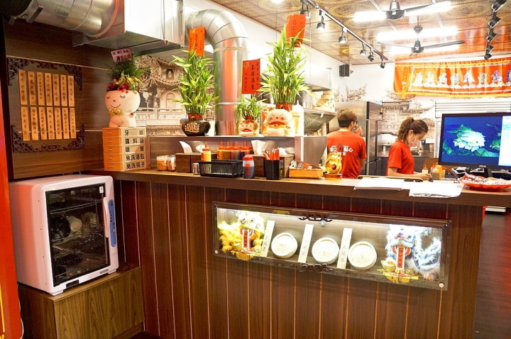 [台南][中西區] 廟口點心 港式飲茶宵夜食堂 台南民族店