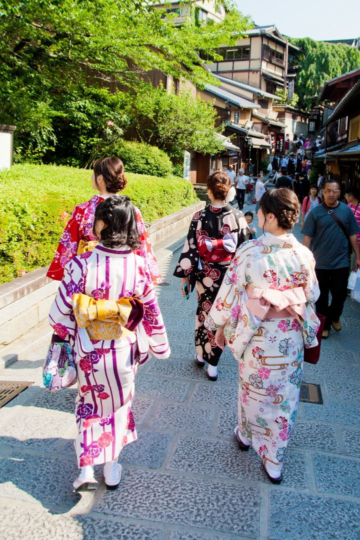 【景點。遊記】京都 清水寺 再見了和服，我們七月花火見吧 本季和服