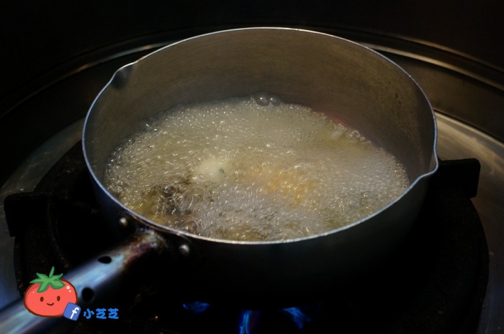 【桃園美食】平價咖哩飯 廣東粥 鍋燒麵 藏在市場的古早味 魔法樂廚 藝文特區巷弄美食 外帶專賣店 無設內座