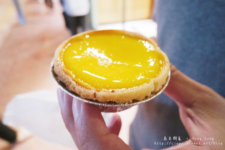【香港│中環美食】泰昌餅家✈港式蛋塔，香港小吃推薦│觀光客來香港必吃美食之一，日韓旅客也都推薦