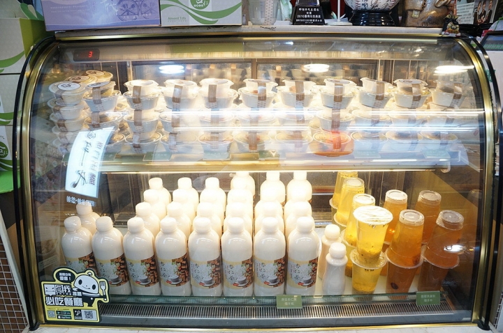 [台南][南區] 那個年代杏仁豆腐冰 府城體育場店