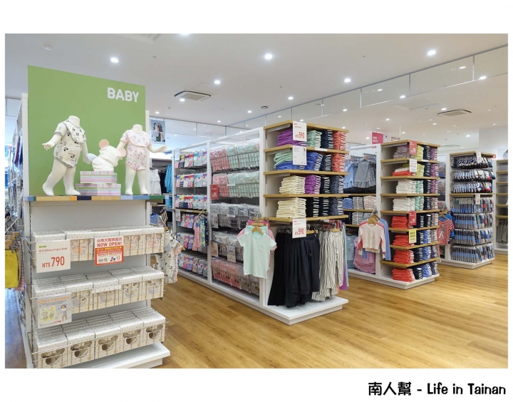【台南市北區-消費】台南首間路面店~~UNIQLO台南文賢店(搶先看)