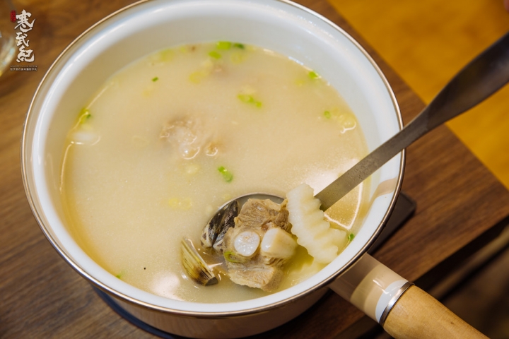 捷運忠孝復興站‧飯BAR MINI｜中西合併創意飯館‧一起來東區吃好「潮」的中菜！