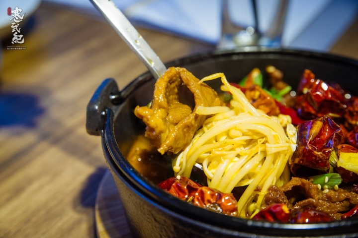 捷運忠孝復興站‧飯BAR MINI｜中西合併創意飯館‧一起來東區吃好「潮」的中菜！