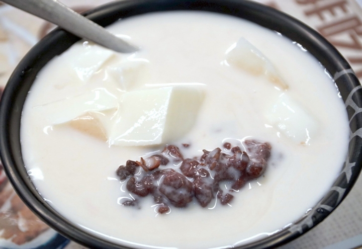 [台南][南區] 那個年代杏仁豆腐冰 府城體育場店