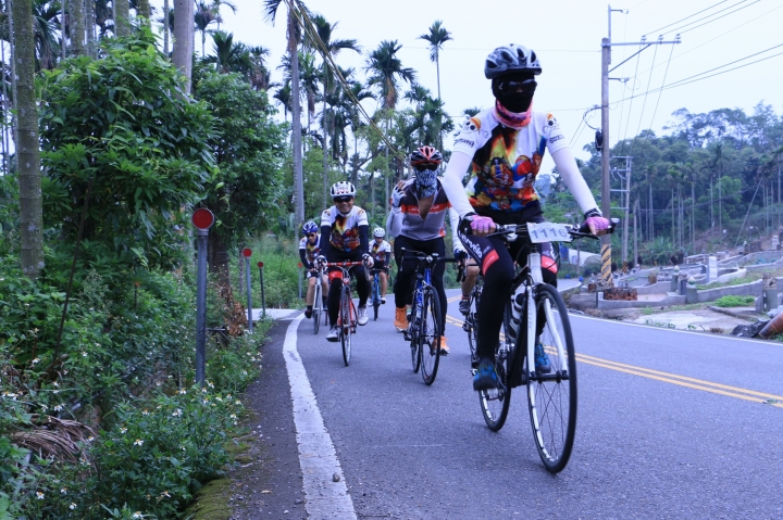 20160430 航海軍團爬山去...上梅山36彎加碼奮起湖單車行