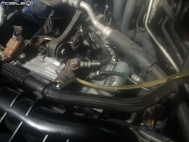DIY的樂趣無窮~WRX換機油，換水精，換剎車油，換離合器分泵油，清節汽門